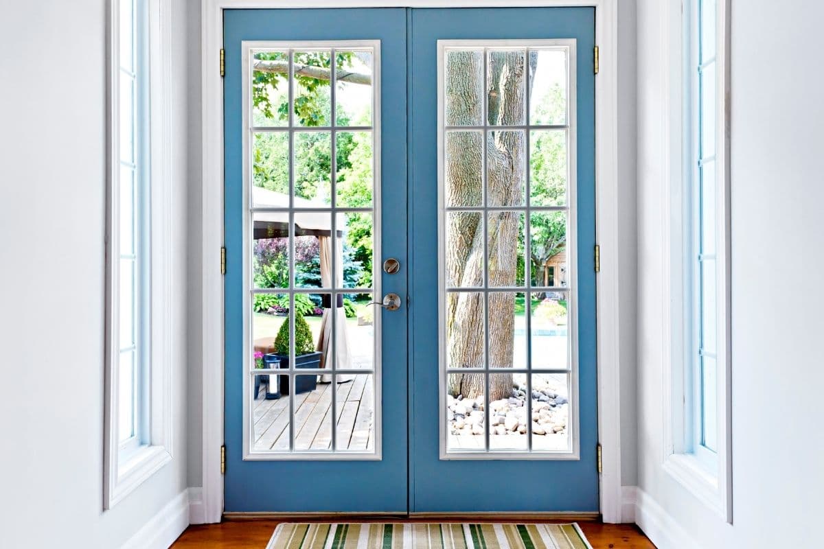 Window and siding installation project in St. Louis
