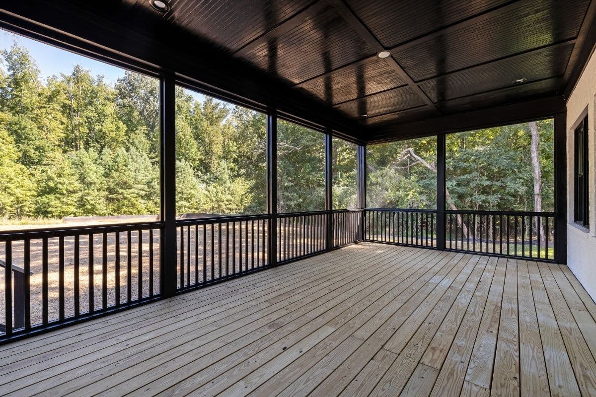 Window and siding project in Creve Coeur, MO